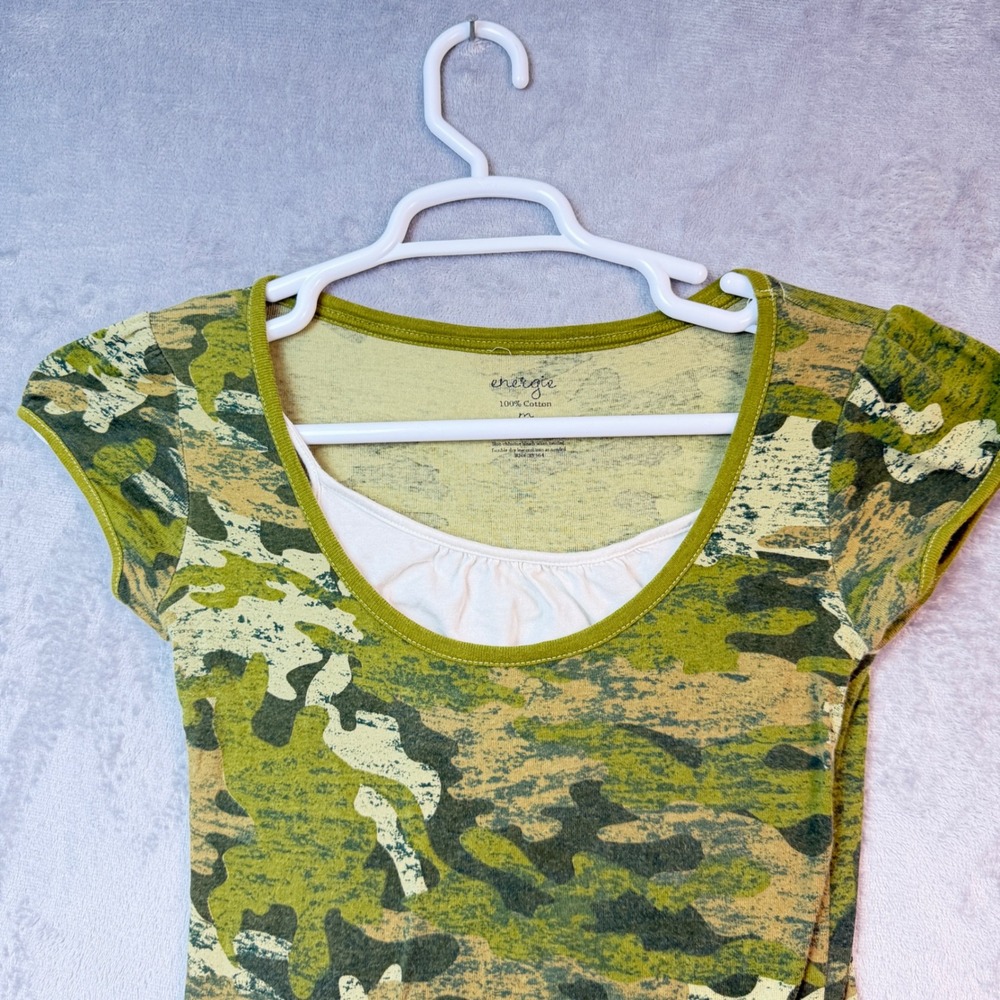 Energie T-Shirt Junior Girls M Green Camo Scoop Neck Kangaroo Pocket Y2k Grunge - Picture 3 of 8